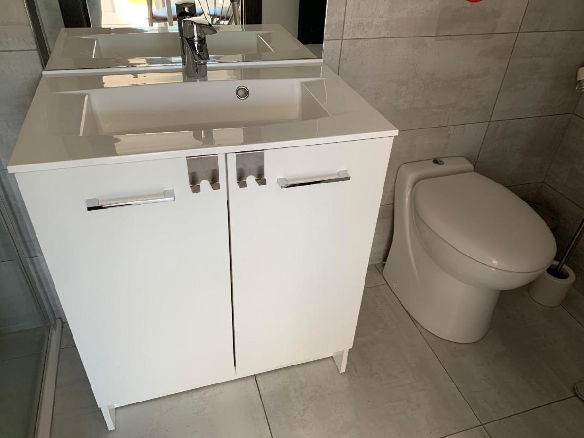 Studio A La Campagne & Jacuzzi Montcornet  Bagian luar foto